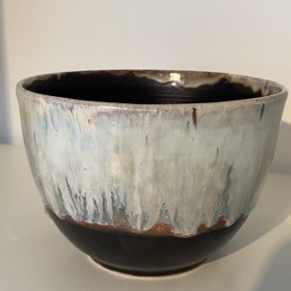 Skål, lys med blandede glasurer